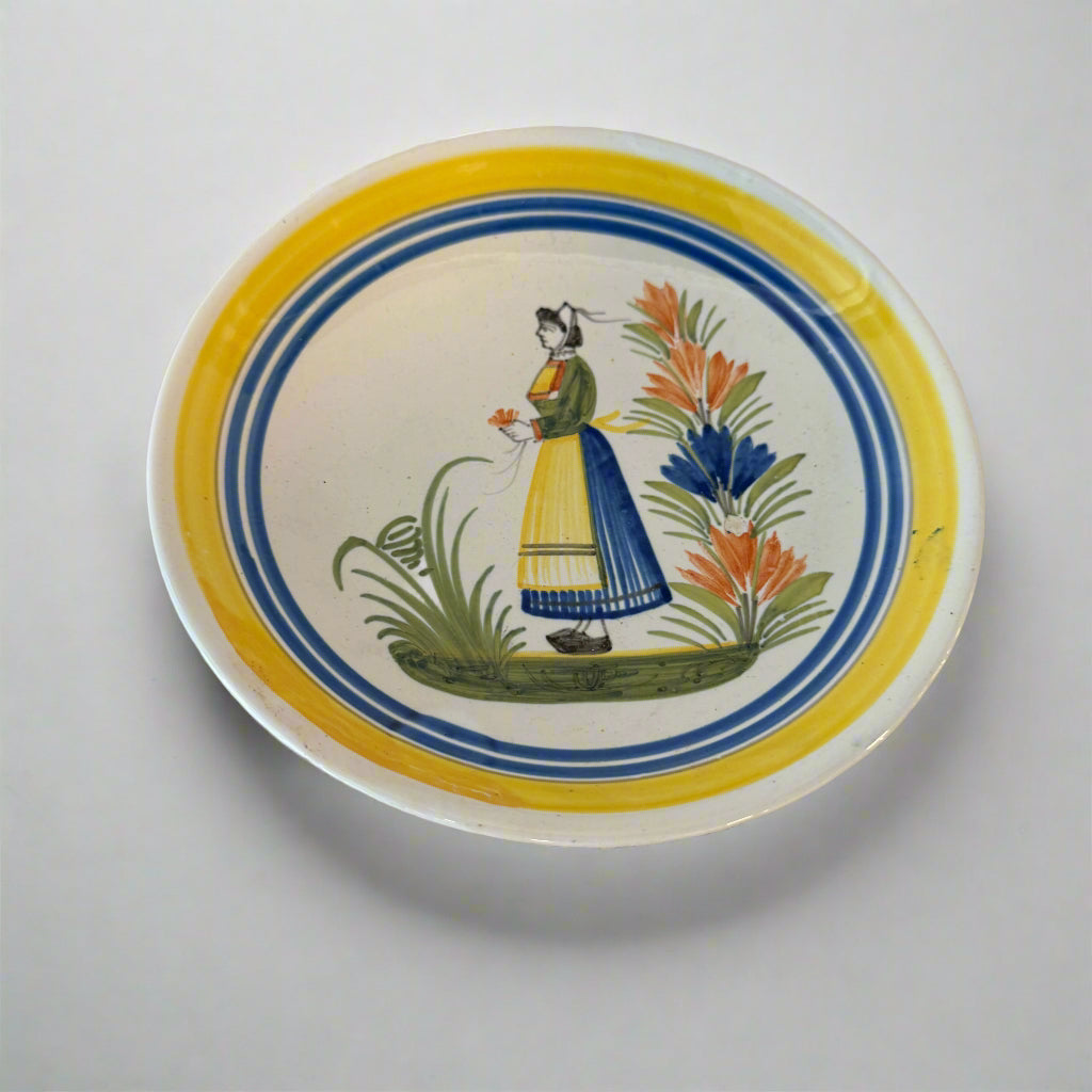 Hand painted Faience collectable plate made in Quimper, France