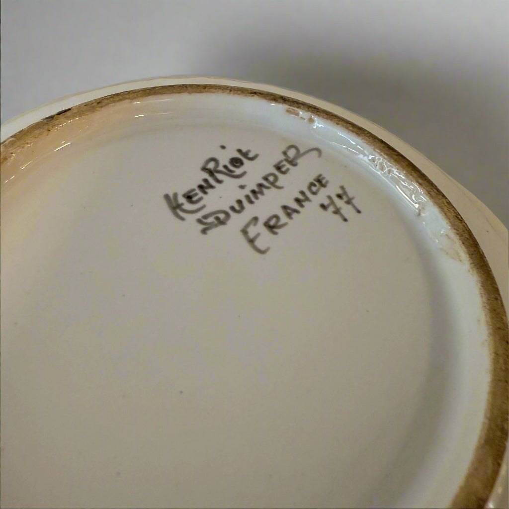 Hand painted Faience collectable plate made in Quimper, France