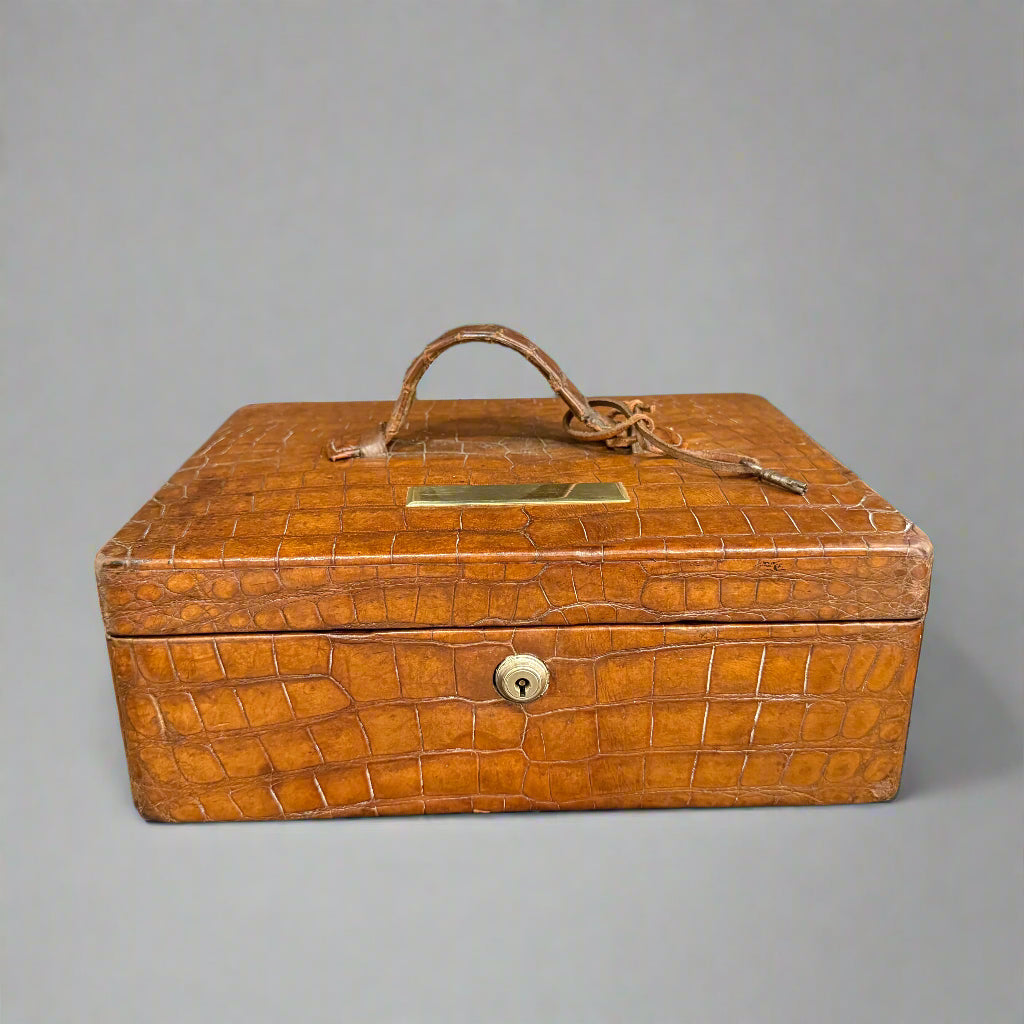 Late Victorian century crocodile skin jewellery box with Brahma key and lock