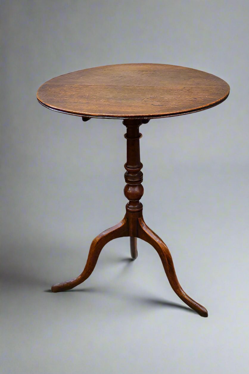 Georgian tilt top tripod table