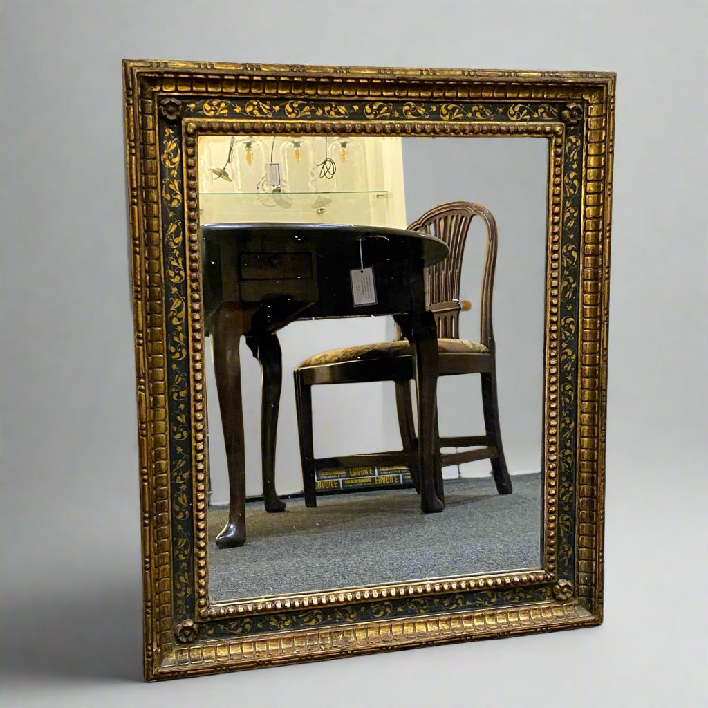 Italian Renaissance style giltwood mirror 