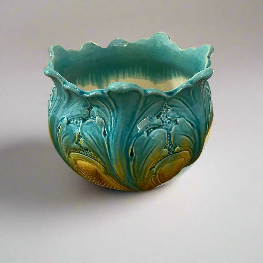 Vintage Majolica planter 