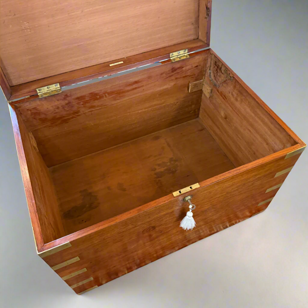 19th century Anglo-Indian campaign officer's traveling box by Miller, 183 Regent Street with a plaque engraved George Donovan with original lock & baize-lined interior 