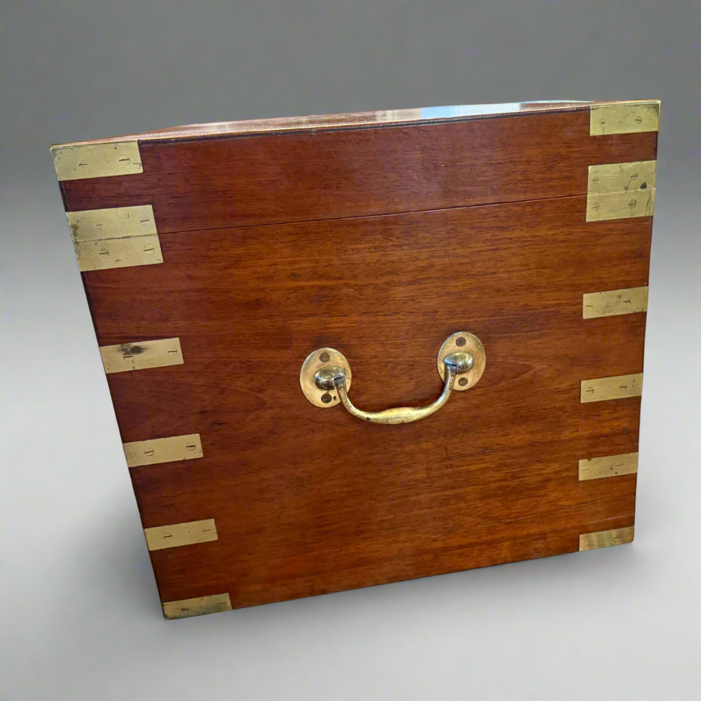 19th century Anglo-Indian campaign officer's traveling box by Miller, 183 Regent Street with a plaque engraved George Donovan with original lock & baize-lined interior 