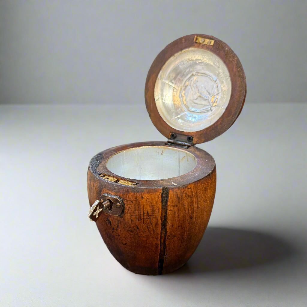 Carved wooden gourd design tea caddy with key 