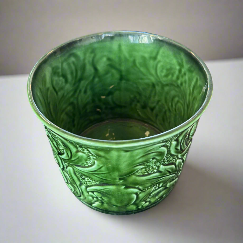Green planter made by Sylvac, Staffordshire circa 1940 