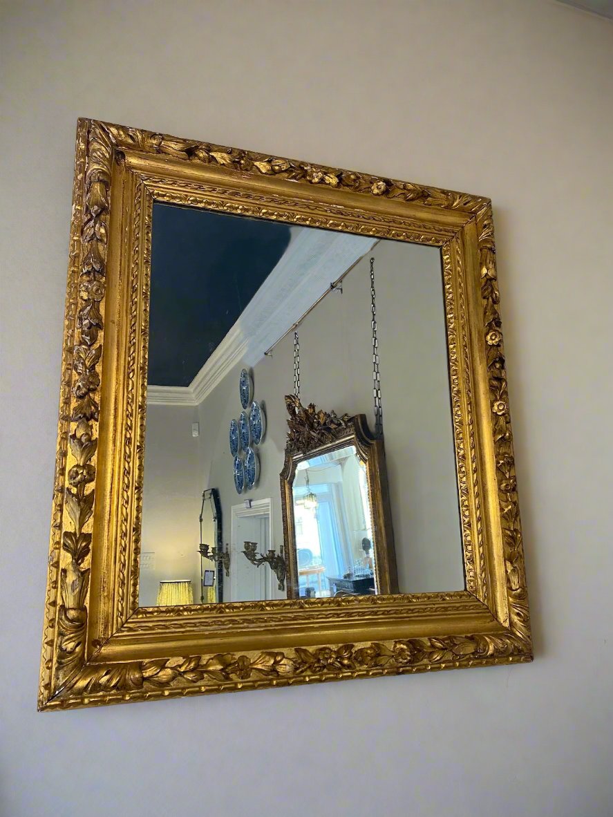 carved giltwood mirror